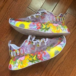 NOBULL Runner Plus Floral Shop